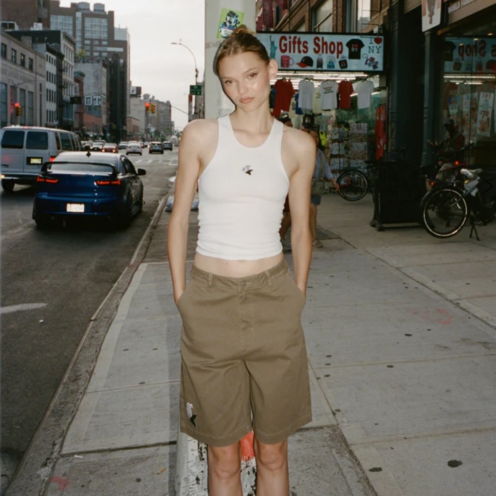 NWT With Jéan Marie Bermuda Capri Shorts in Khaki